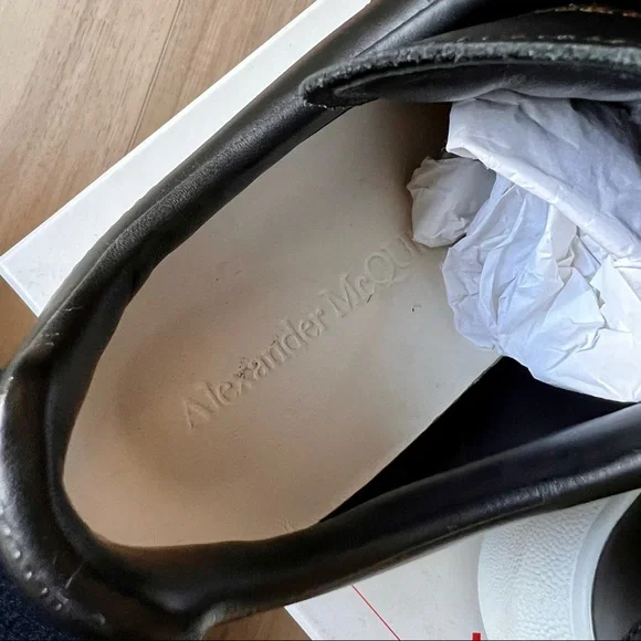 Alexander McQueen Pelle S Gomma Larry Sneakers - Picture 10 of 14